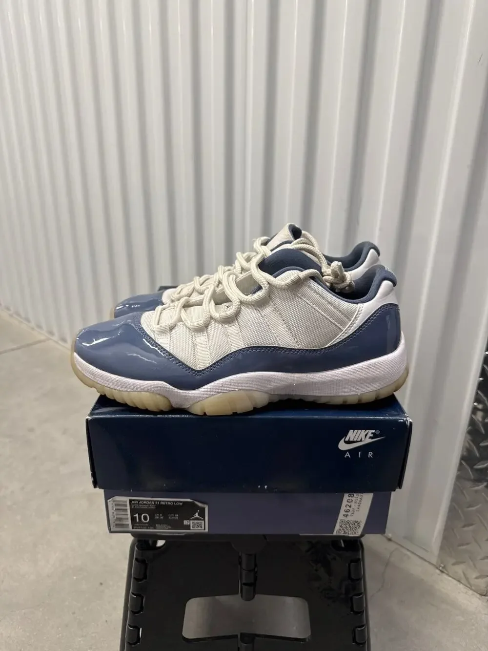 Nike Air Jordan 11 Diffused Blue White Midnight Size 10 Men's - FV5104-104